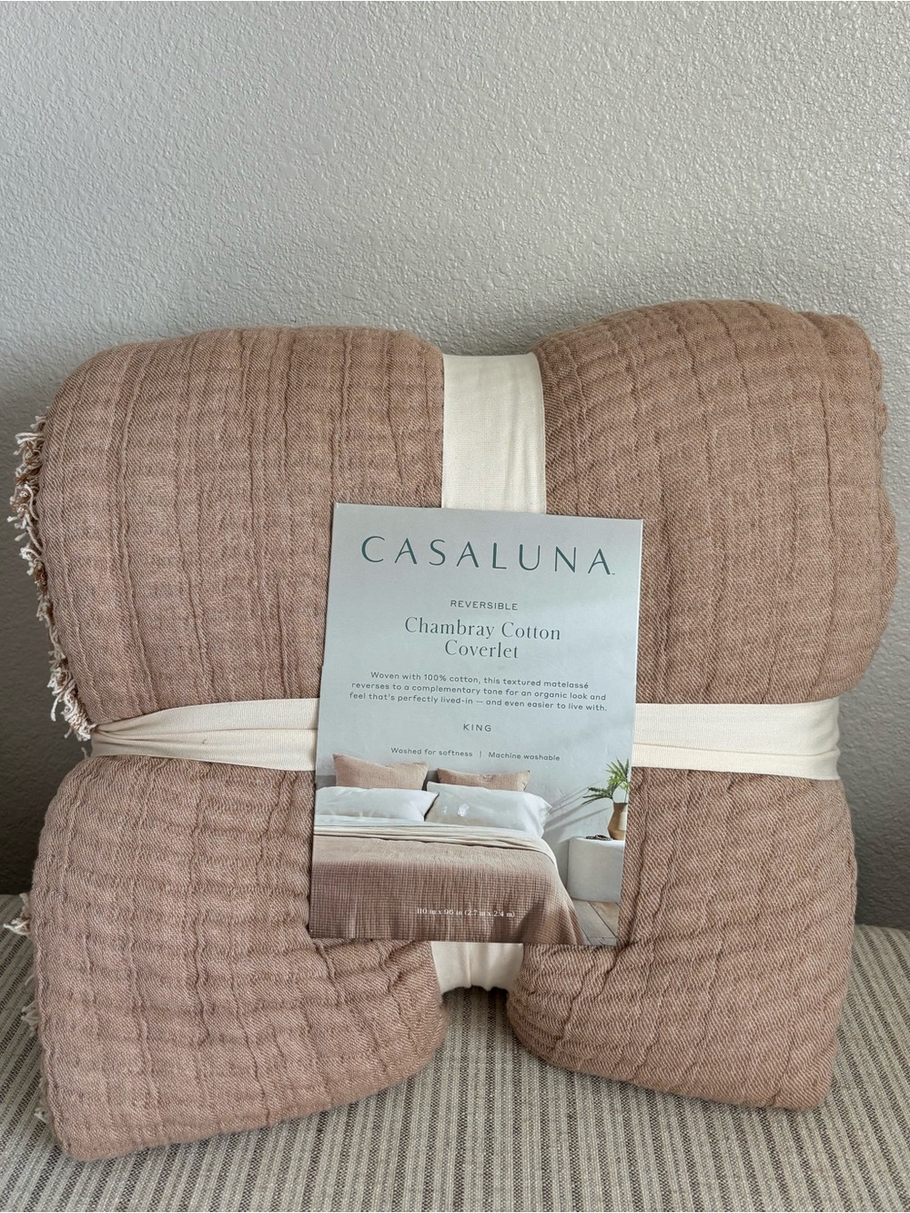 NWT King Reversible Textured Cotton Chambray Coverlet Natural/Warm Brown